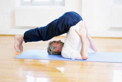 240-yoga-stroke-men-2