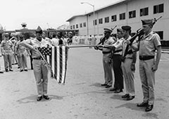 240-vietnam-war-era-conflict-troops-annivesary-flag[2]