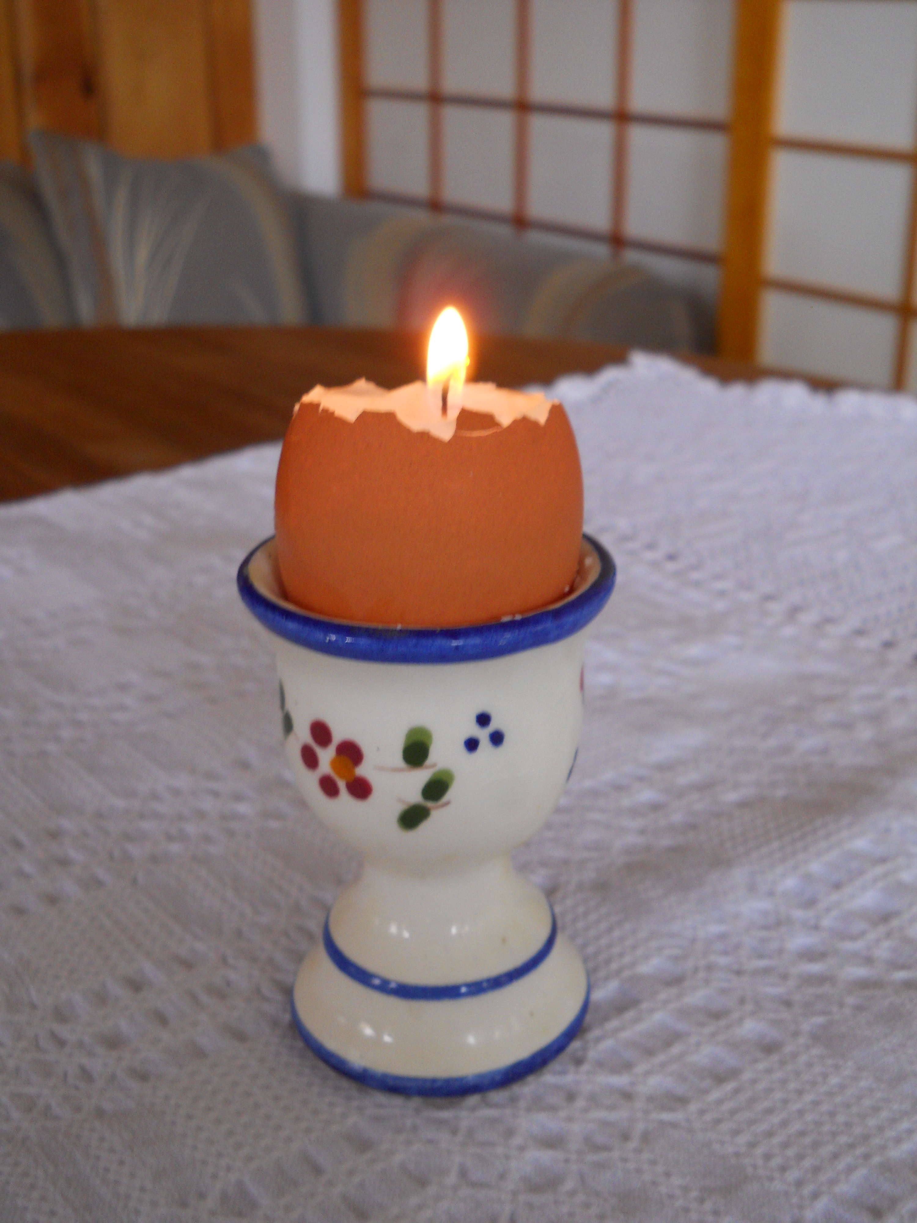 eggshell candle