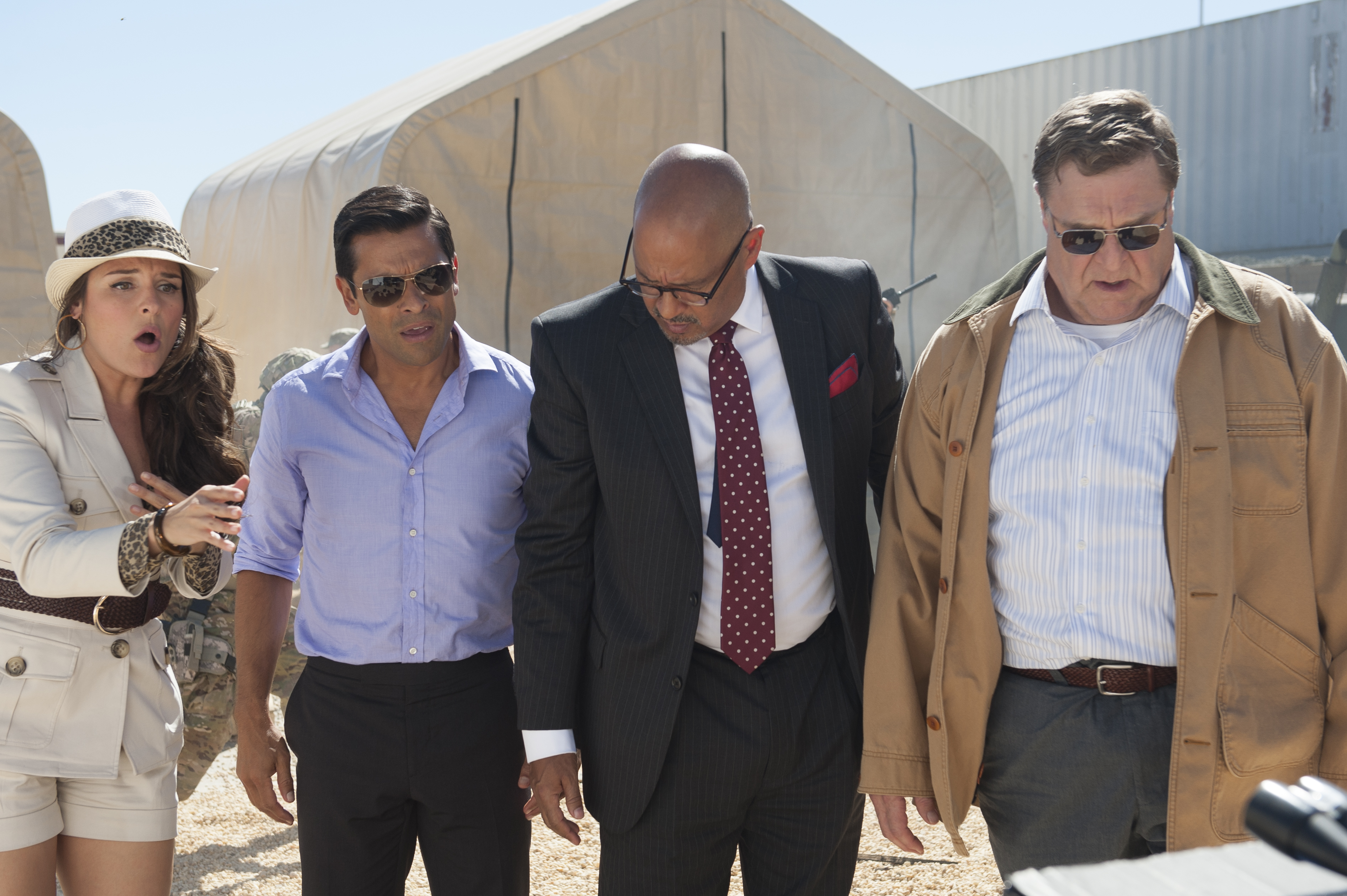 Yara Martinez Mark Consuelos Clark Johnson  and John Goodman in Alpha House