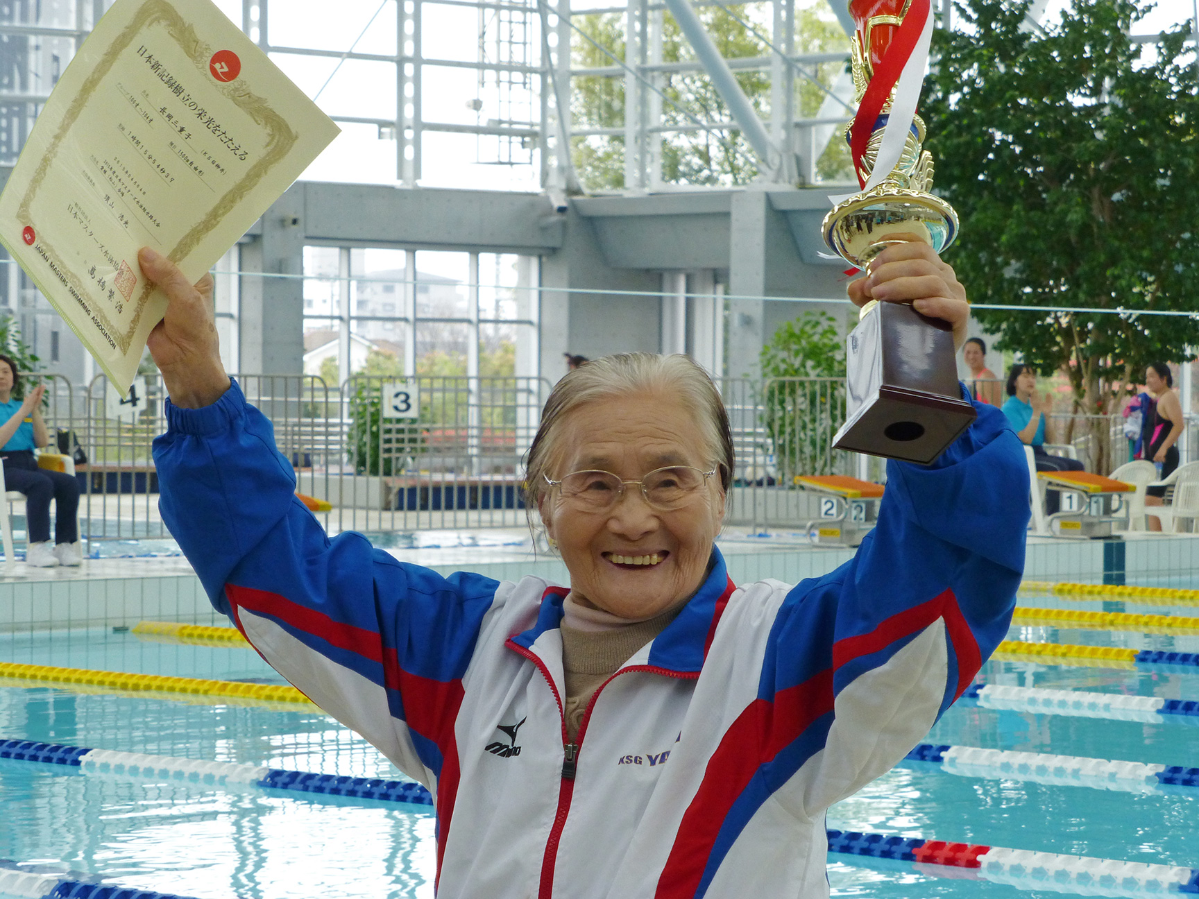 100-year-old Japanese swimmer