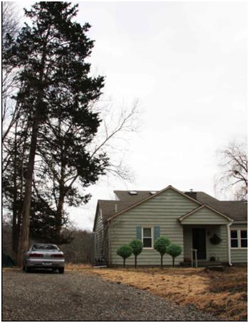 BAKKER entrance driveway 3