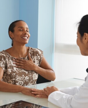 image_of_woman_talking_with_doctor_GettyImages-107810479_v2_1800