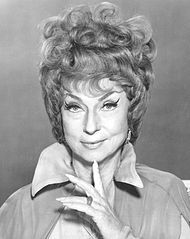 190px-Agnes_Moorehead_Bewitched_1969