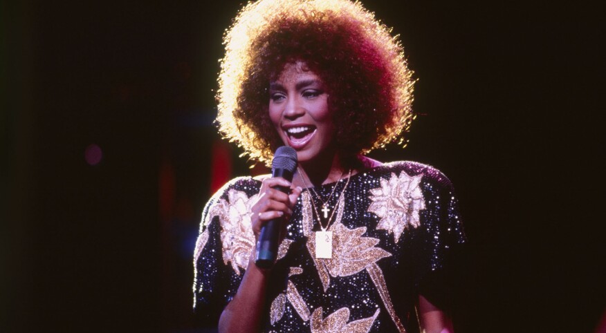 WhitneyHouston_GettyImages-526096012_1800