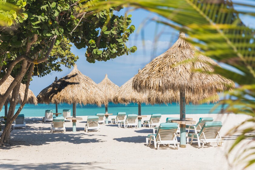 BoardwalkBoutiqueHotelAruba_Boardwalk Beach-free beachhuts.jpg