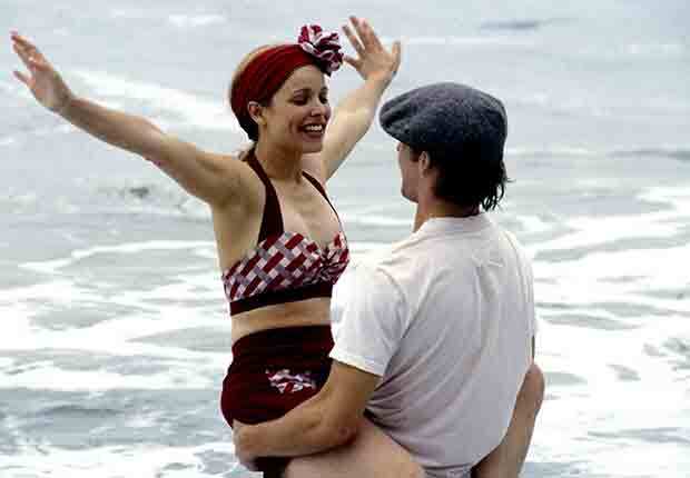 620-rachel-ryan-couple-together-beach-notebook
