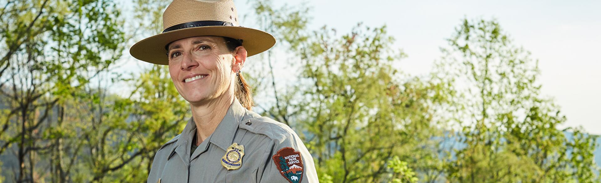 Lisa Hendy on duty in ranger uniform in the smoky mountains national pak