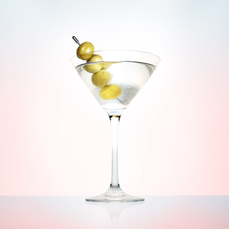 Summer_Cocktails_to_Make_at_home_20GF1505_6629_martini_R1_800.jpg