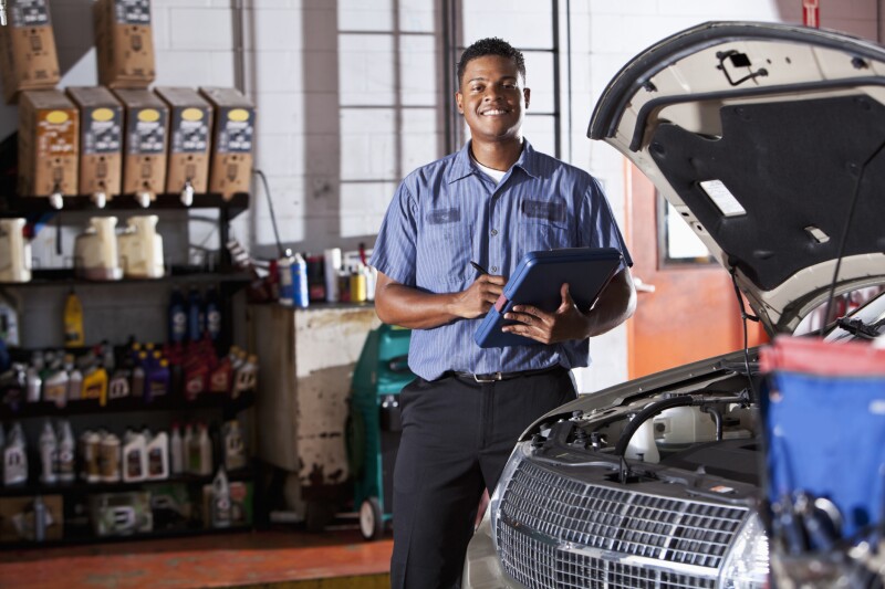 Auto mechanic