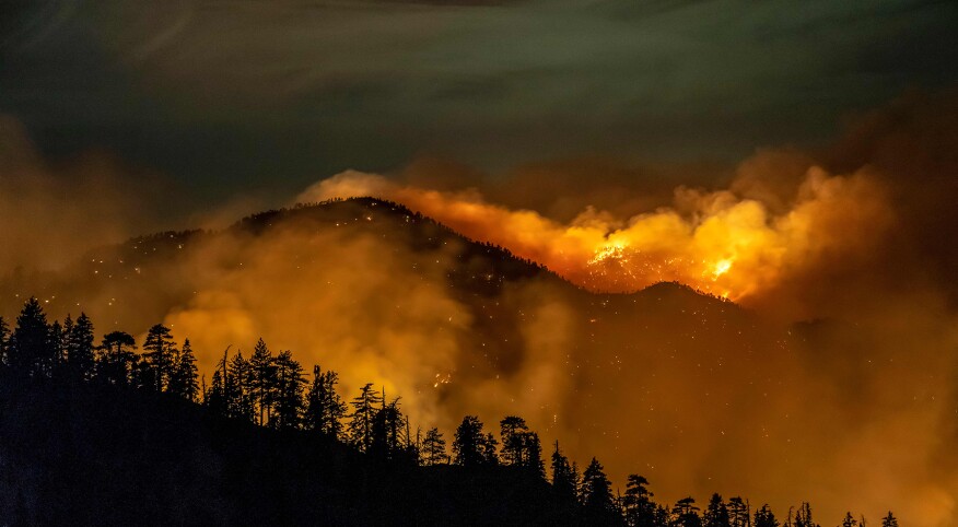 image_of_wildfires_in_california_GettyImages-1228573888_1800