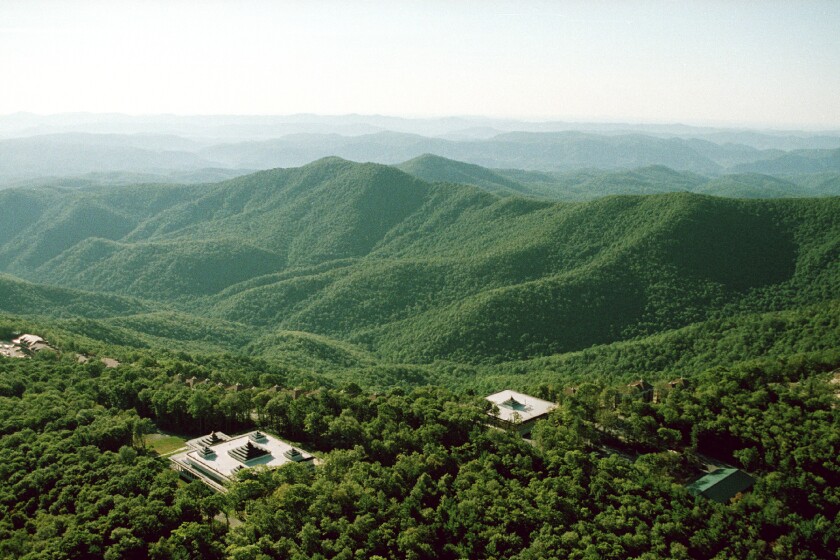 ArtOfLivingRetreatCenter_Blue Ridge Mountain views.jpg