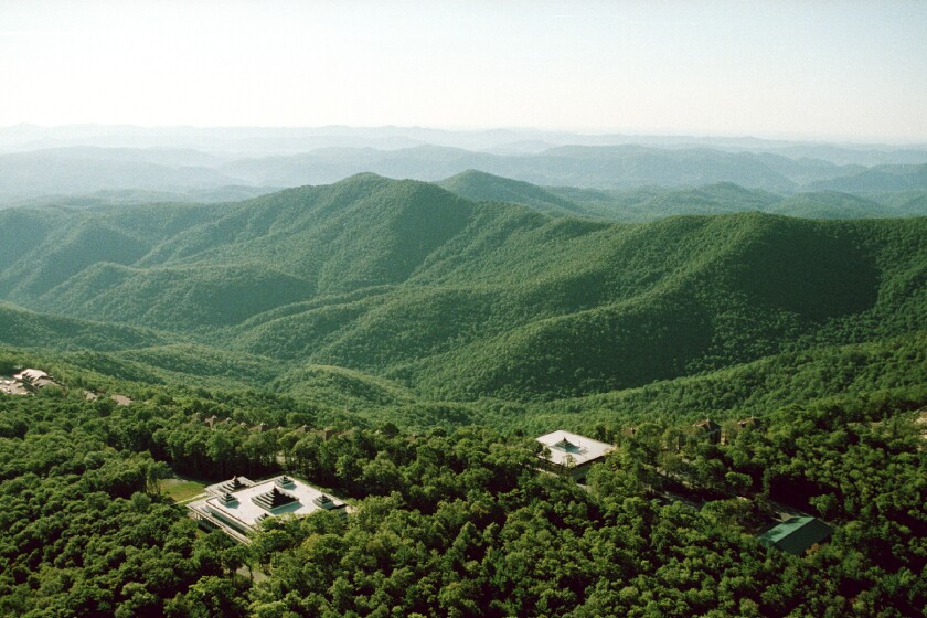 ArtOfLivingRetreatCenter_Blue Ridge Mountain views.jpg