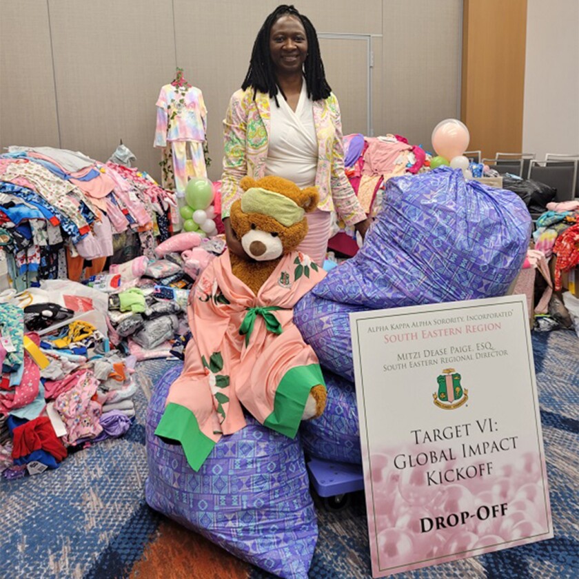 Sharron Williams at an Alpha Kappa Alpha community service event