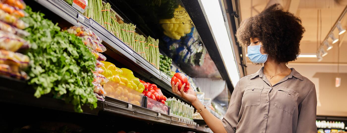 image_of_woman_grocery_shopping_GettyImages-1288968321_1800