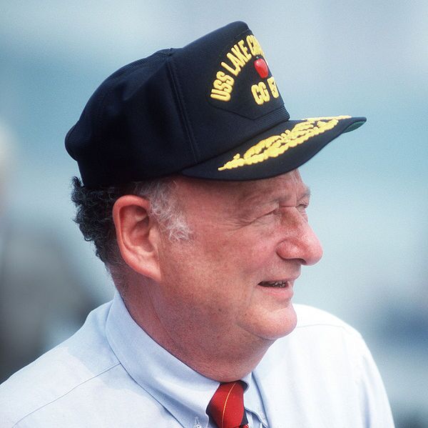 600px-Edward_Koch_at_commissioning_of_USS_Lake_Champlain_(CG-57)_cropped