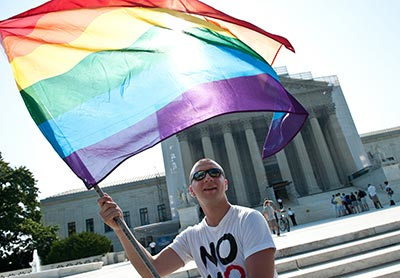 400-man-flag-us-supreme-court-same-sex