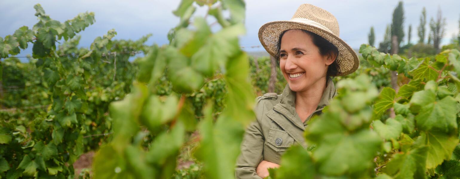 photo of Laura Catena in her vineyard