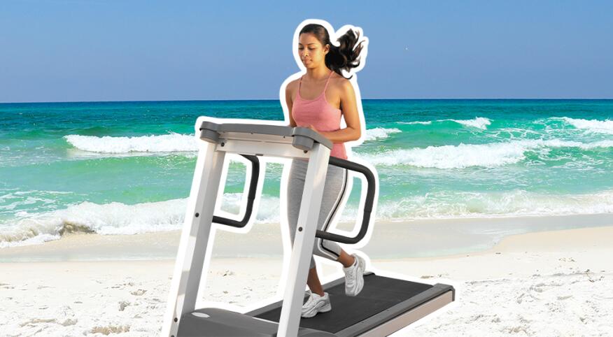 image_of_lady_on_treadmill_with_beach_scene_behind_her_1440x560.jpg