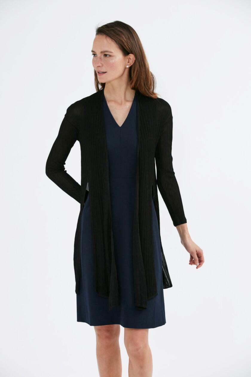 36-graham-kimono-black-074-preview-1024x1536.jpg 36_Graham_kimono_Black_074_preview-1024x1536