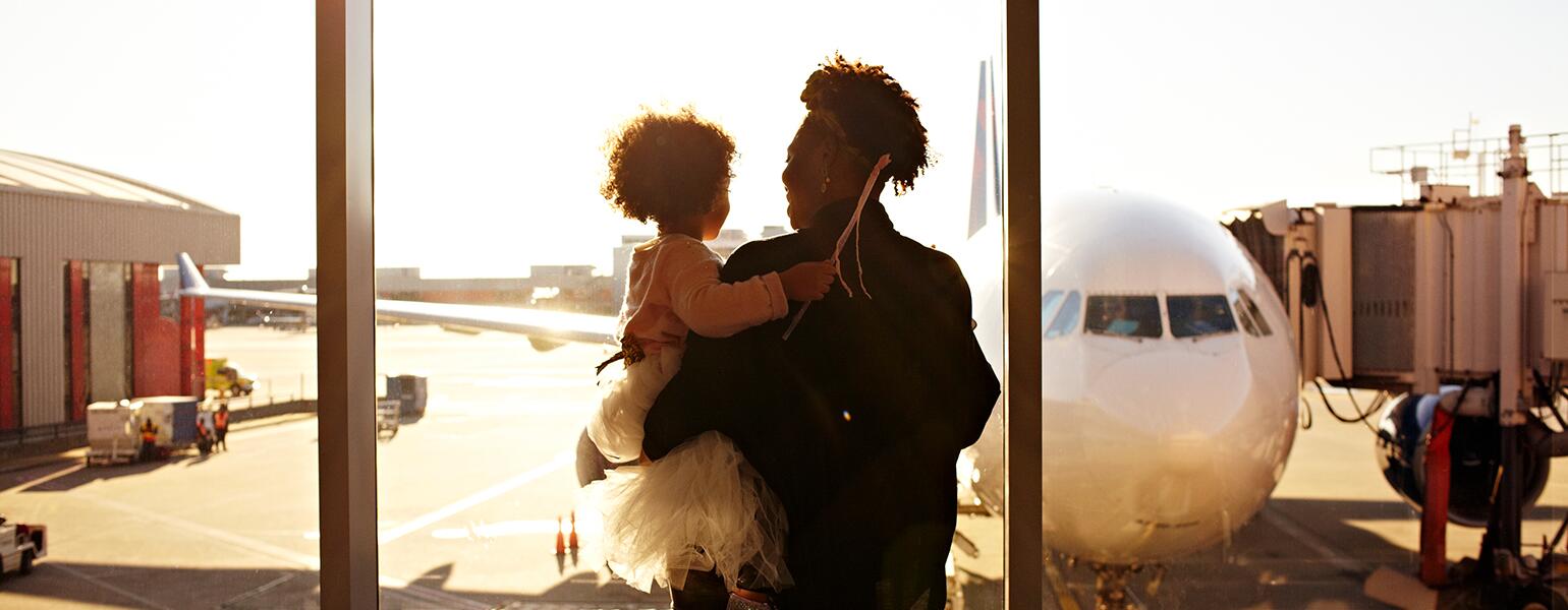 SingleMomsTravel_GettyImages-181215249_1540.jpg