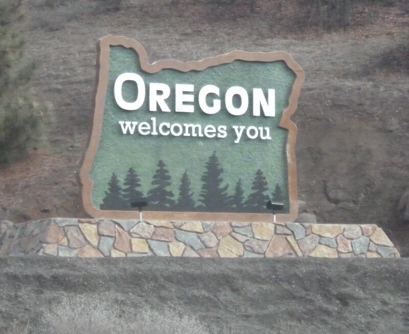 Welcome_to_Oregon_sign