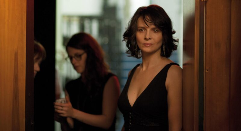 Clouds-of-Sils-Maria-by-Olivier-Assayas-02