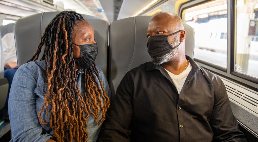 image_of_man_and_woman_on_amtrack_train_Amtrak_Photo-Jun-23-113844AM_1800.jpg