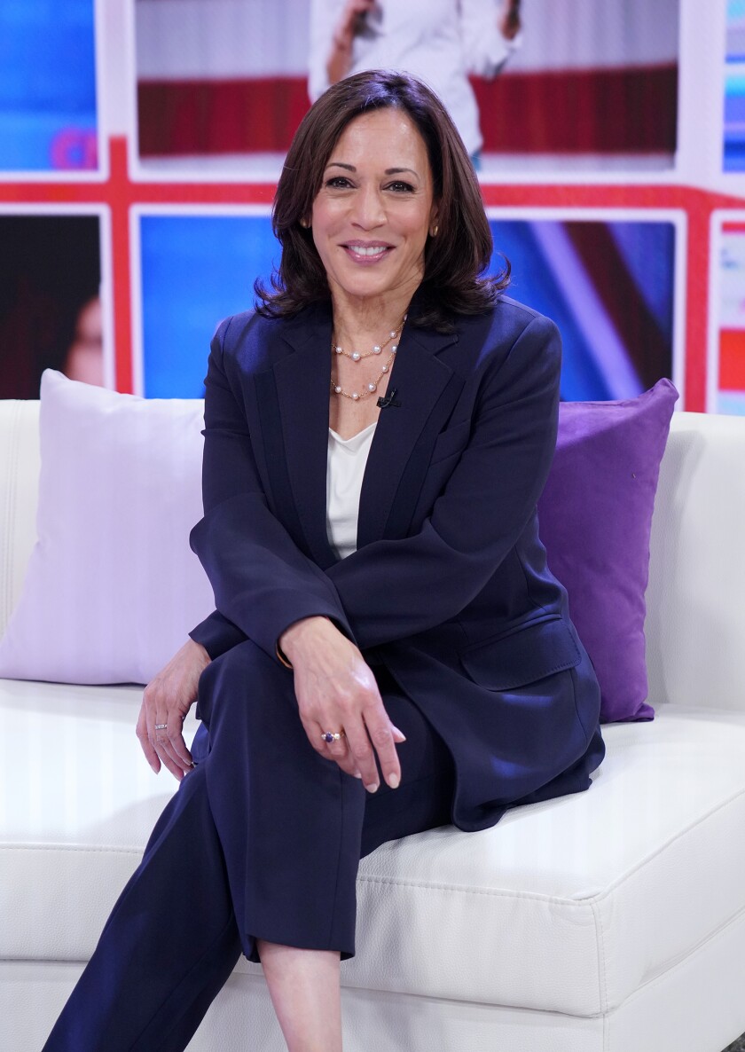 KamalaHarris_SistersOfTheYear_GettyImages-1182144957.jpg