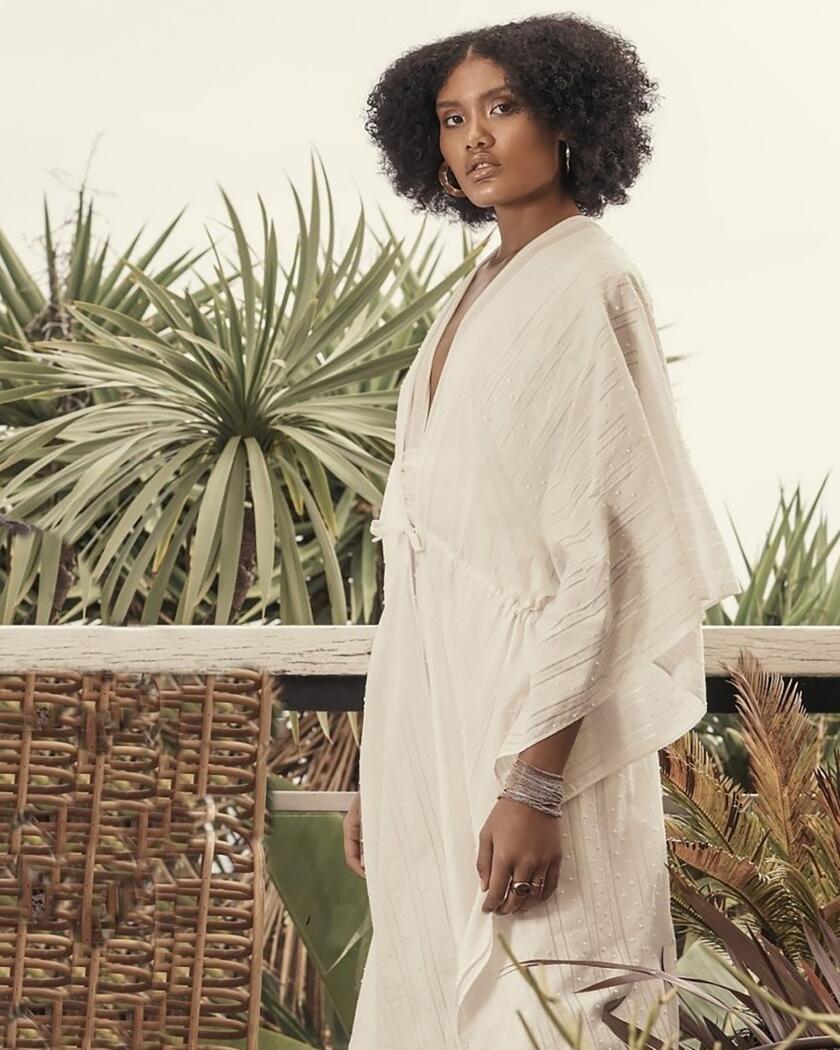 Diarrablu_sustainable-daba-caftan-blanc-933872_1374x1800.jpg