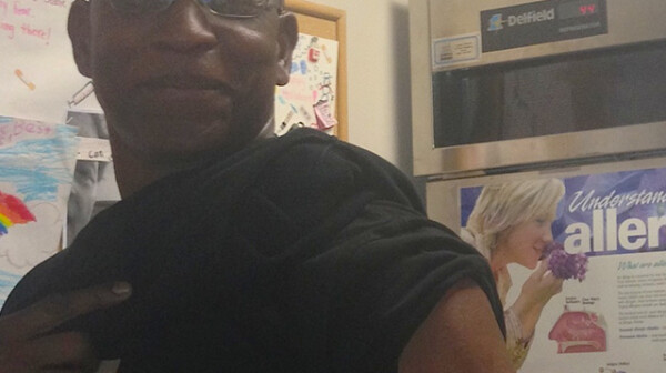 Eric Dickerson Gets Flu Shot, NFL Players 
