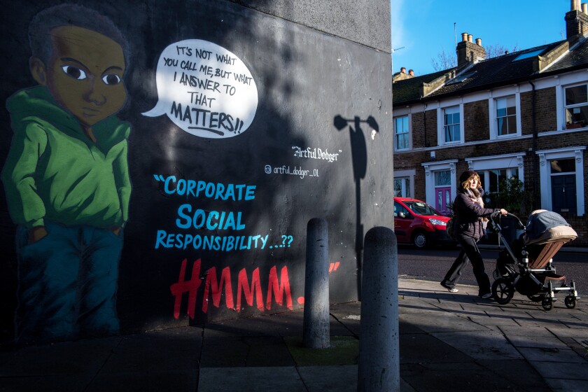 Graffiti Artist Paints Response to H&M 'Coolest Monkey' Advert