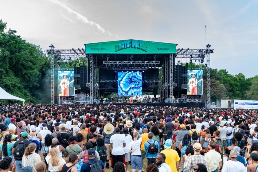 image_of_Roots_Picnic_music_festival_2019_RootsPicnic2019_HER_AJKinney_- (9)_1800.jpg