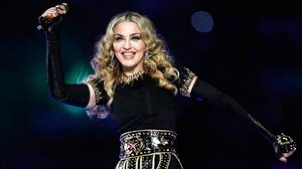 300-Madonna-super-bowl