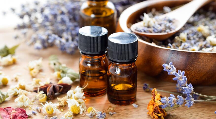 image_of_essential_oil_bottles_and_dried_flowers_GettyImages-546775666_1800
