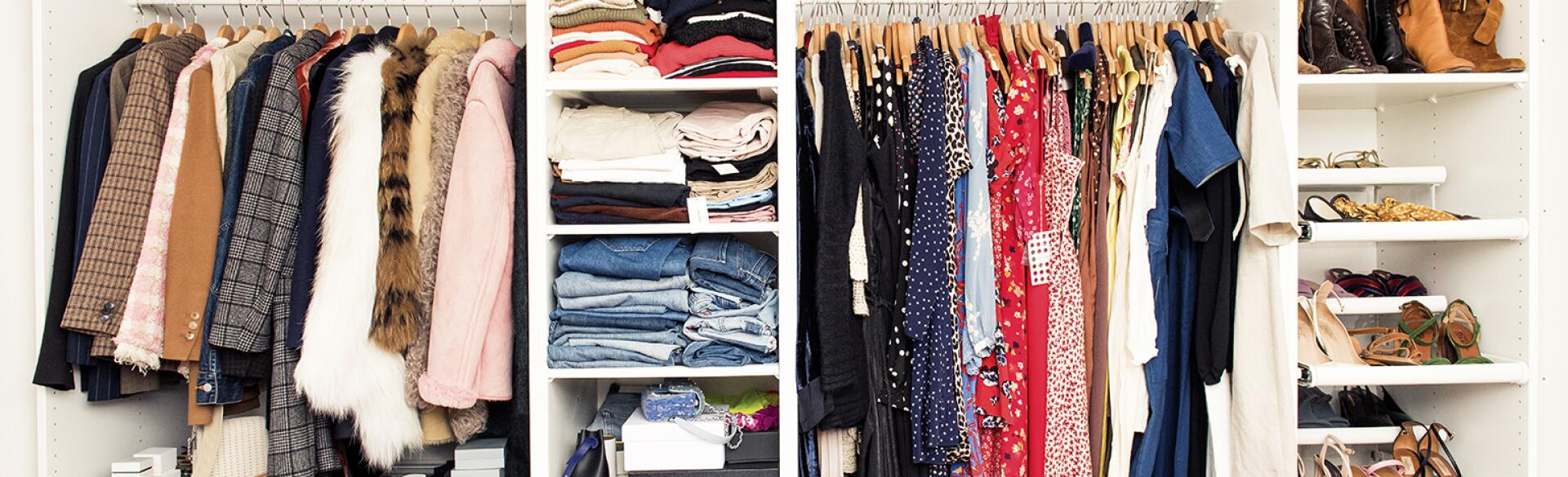photo_of_well_organized_closet_TRU2403853_1540
