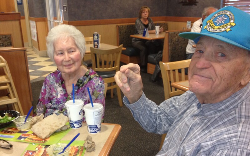 Amy Goyer shares the ways she gets her Dad to eat when Alzheimer's interferes & emphasizes healthy foods.