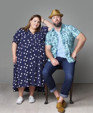 This is US cast members Chrissy Metz as Kate Pearson (L), Chris Sullivan as Toby Damon (R)