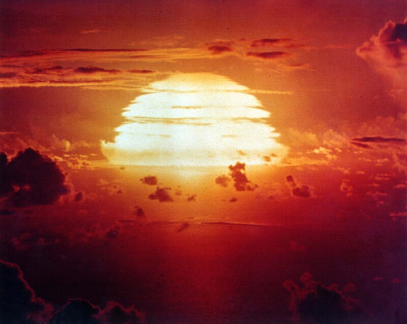 Redwing-Apache-nuclear-test