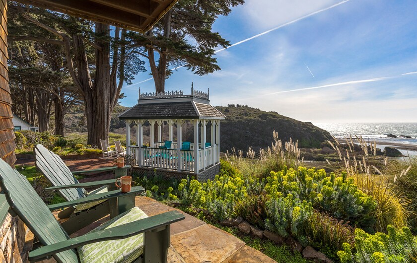 elk-cove-inn-mendocino-coast-06_inset.jpg