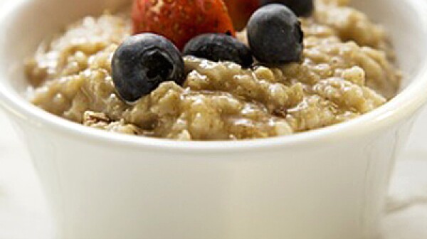 Porridge with berries (1)