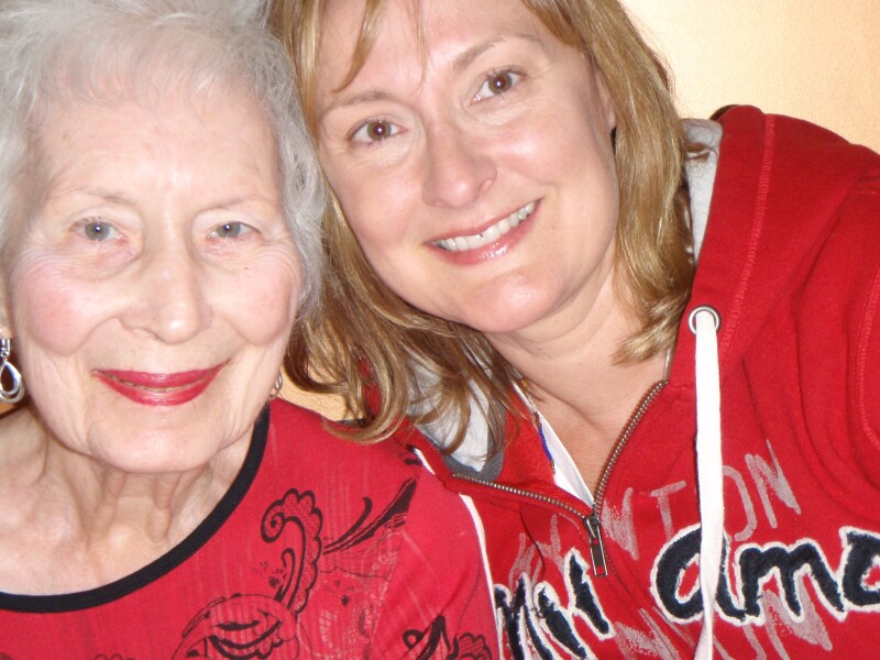 Amy Goyer describes her journey with grief after losing her Mom and how acupuncture has helped.