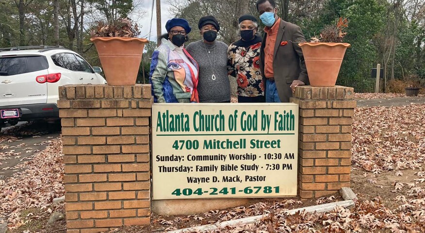 image_of_Atlanta_Church_of_God_by_Faith_pastor-mack-and-family[1]_1800.jpg