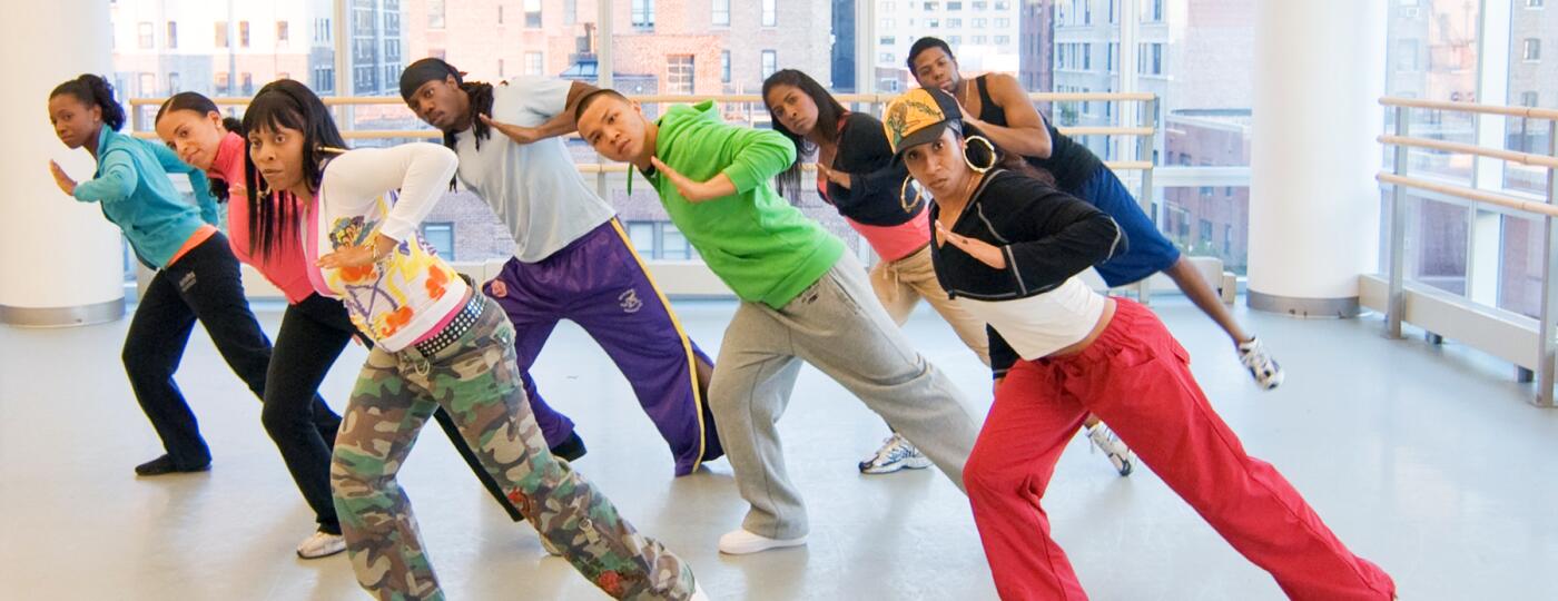 image_of_Alvin_Ailey_dance_class_Hip-Hop class at Ailey Extension. Photo by Arthur Coopchik_1800.jpg