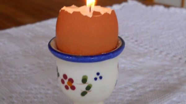 eggshell candle