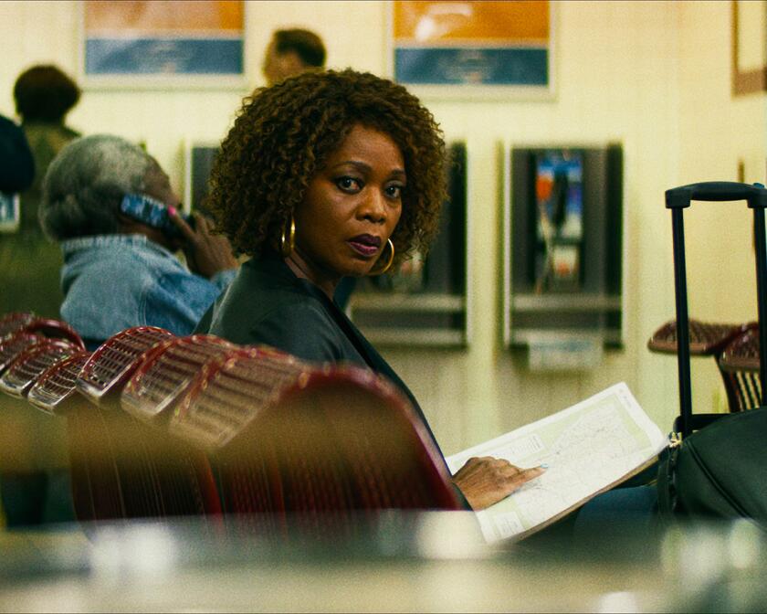 Juanita_AlfreWoodard-001.jpg