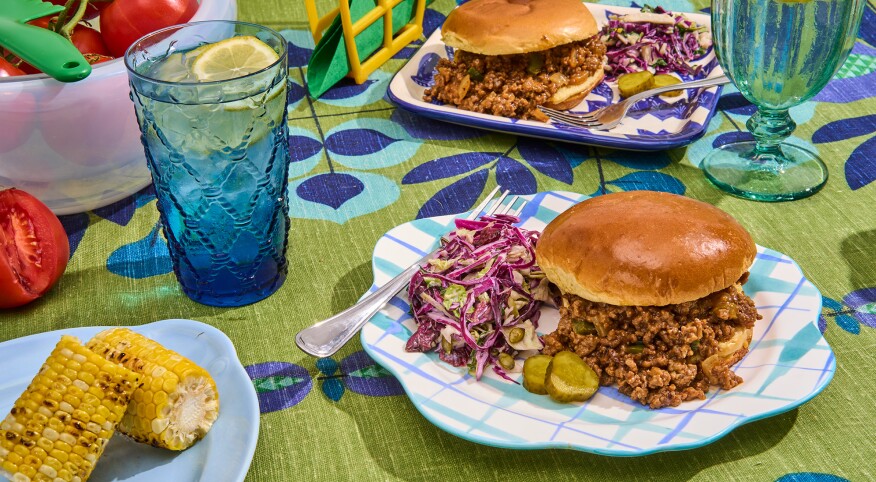 AARP_SloppyJoe_MAIN_MSret_0390_2000.jpg