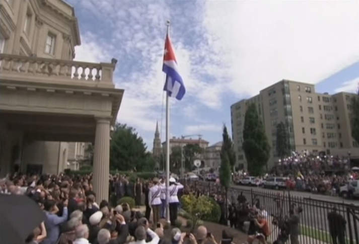 Scree aBandera Cuba en Washington