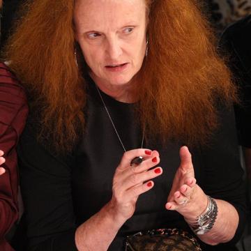 grace coddington red nails