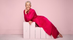 JamieLeeCurtis_BrianBowenSmith_01_JLC_Pink_195_flat_1280.jpg